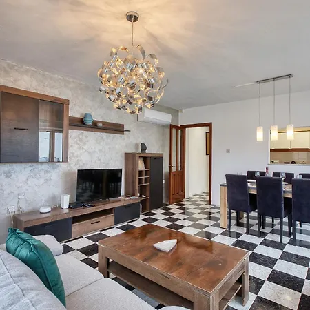 Seafront 2br Valletta Views Ta' Xbiex Marina Appartamento *